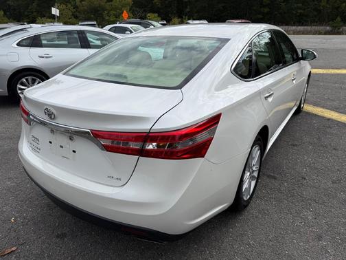 2014 Toyota Avalon Limited