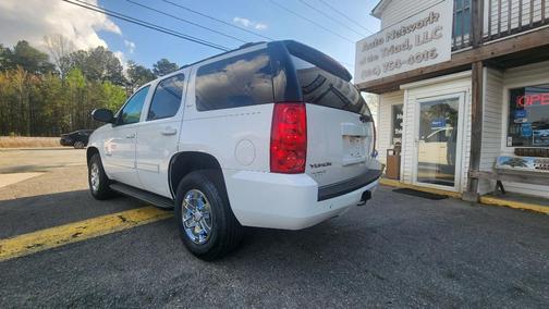 White 2013 GMC Yukon SLT