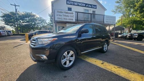 Black 2013 Toyota Highlander Limited