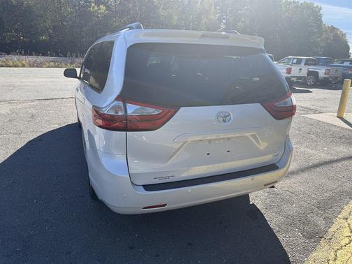 2015 Toyota Sienna Limited
