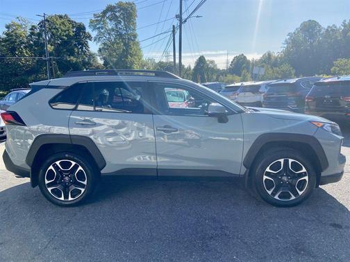 2019 Toyota RAV4 Adventure