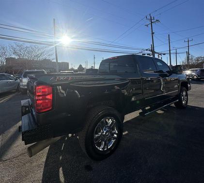 Grey 2019 Chevrolet Silverado 2500 High Country