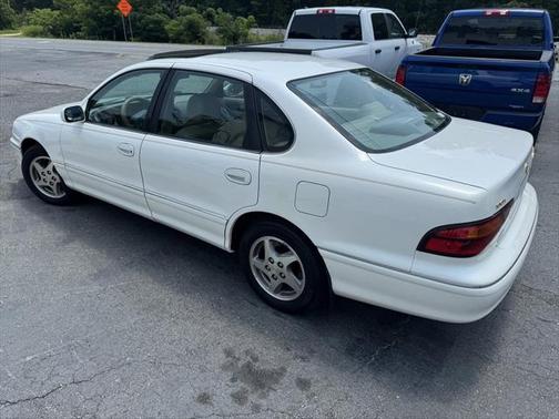 1997 Toyota Avalon XLS