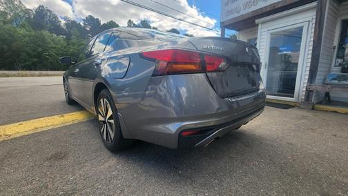 Grey 2019 Nissan Altima 2.5 SL