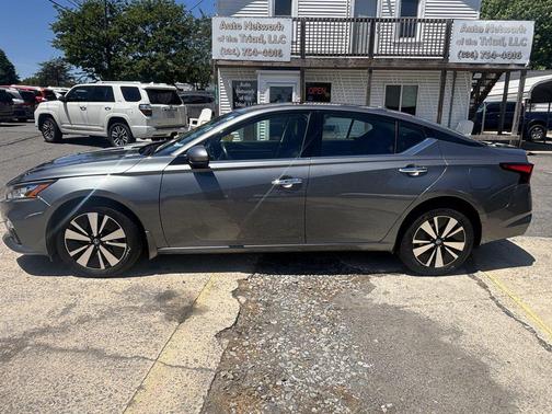 Grey 2019 Nissan Altima 2.5 SL