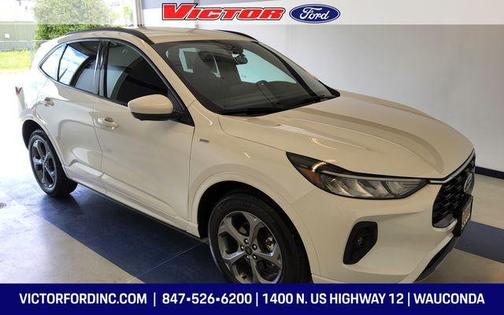 Star White Metallic Tri-Coat 2024 Ford Escape ST-Line Select