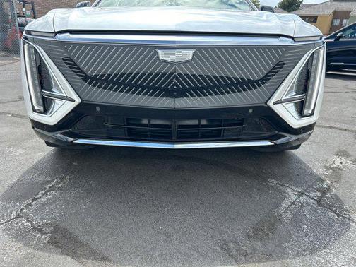 2025 Cadillac LYRIQ Luxury