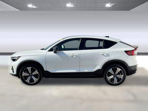 2023 Volvo C40 Recharge Pure Electric Twin Plus