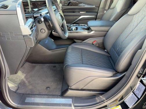 2025 Cadillac Escalade IQ Sport 1