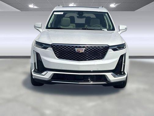 2025 Cadillac XT6 Premium Luxury FWD