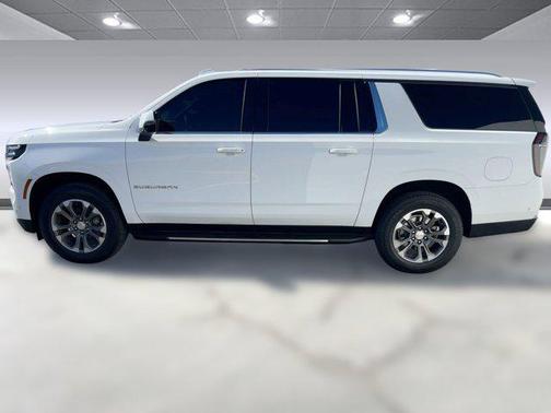 2025 Chevrolet Suburban LT