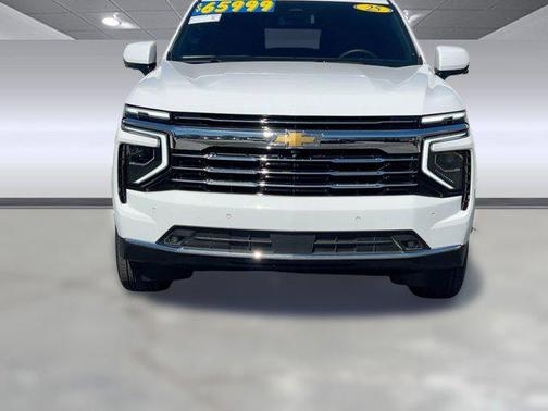 2025 Chevrolet Suburban LT