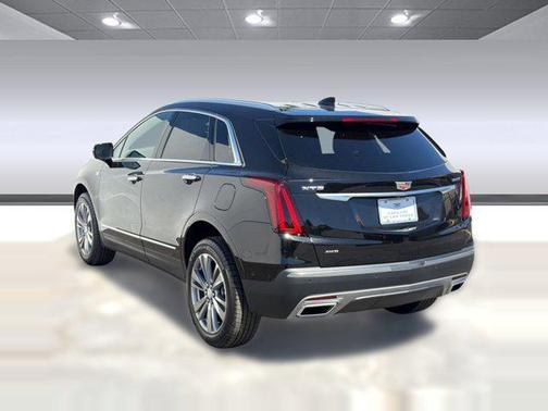 Stellar Black Metallic 2026 Cadillac XT5 Premium Luxury