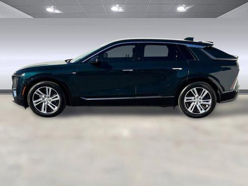 2024 Cadillac LYRIQ Tech