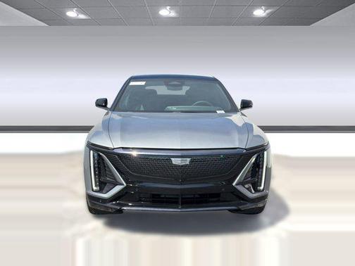 Argent Silver Metallic 2026 Cadillac LYRIQ Sport