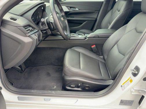 2023 Cadillac CT4 Luxury