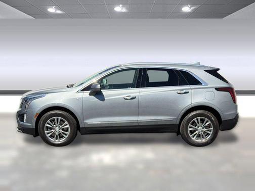 Argent Silver Metallic 2023 Cadillac XT5 Premium Luxury