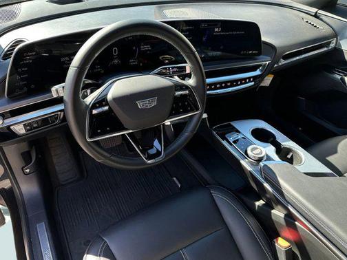 2024 Cadillac LYRIQ Tech