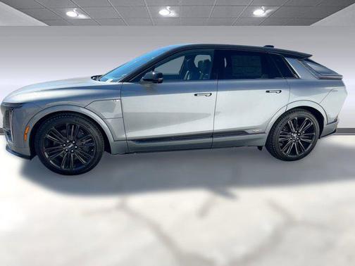 2026 Cadillac LYRIQ V