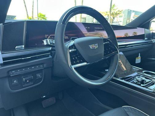 2025 Cadillac Escalade Premium Luxury
