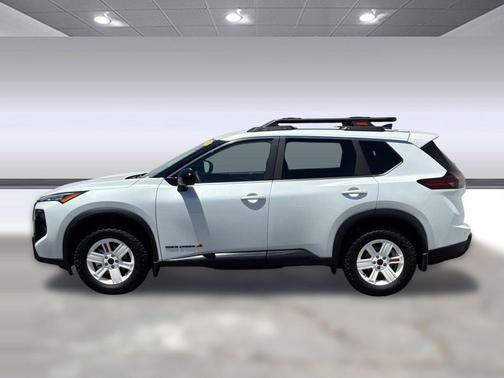 Everest White Pearl Tricoat 2026 Nissan Rogue Rock Creek