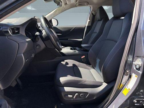 2024 Toyota Venza LE
