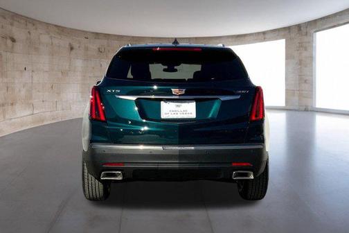 2025 Cadillac XT5 Luxury