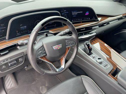 2022 Cadillac Escalade Premium Luxury