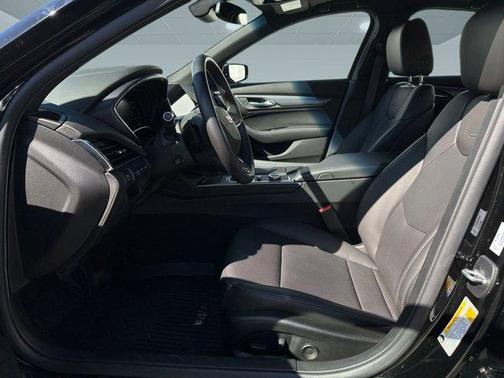 2022 Cadillac CT5 Premium Luxury