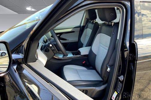 2024 Land Rover Range Rover Evoque Dynamic SE