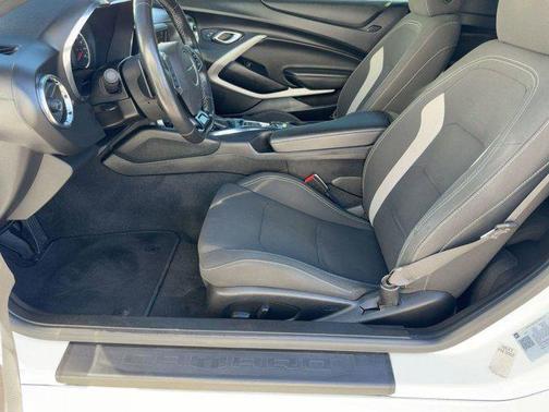 2019 Chevrolet Camaro 1LT