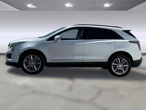 2025 Cadillac XT5 Sport