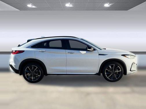 2025 INFINITI QX55 LUXE