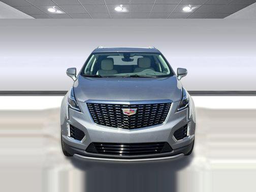 Argent Silver Metallic 2026 Cadillac XT5 Premium Luxury