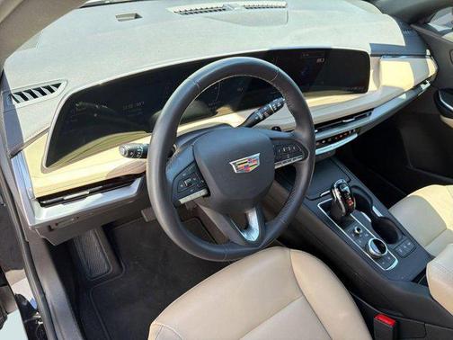 Stellar Black Metallic 2024 Cadillac XT4 Luxury