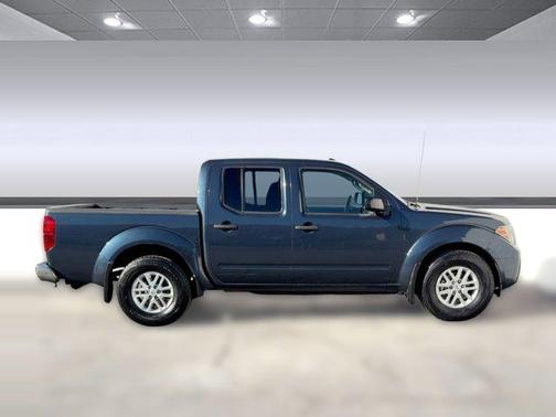 2017 Nissan Frontier SV