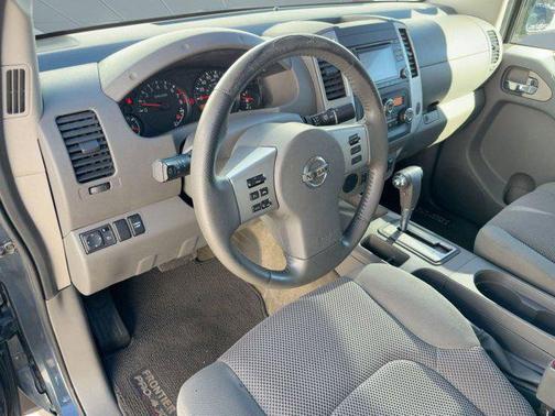 2017 Nissan Frontier SV