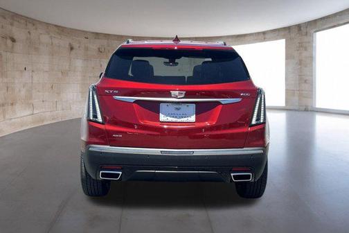 2025 Cadillac XT5 Sport