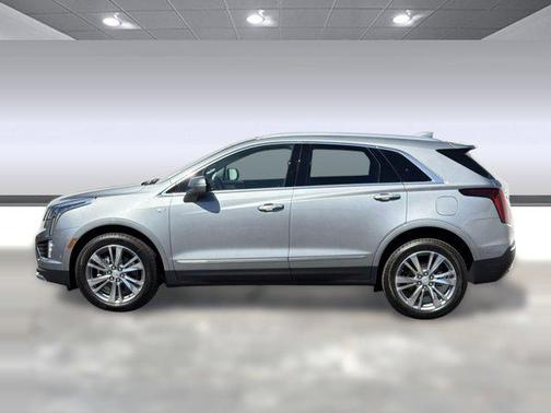 Argent Silver Metallic 2026 Cadillac XT5 Premium Luxury