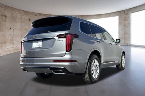 2025 Cadillac XT6 Luxury FWD
