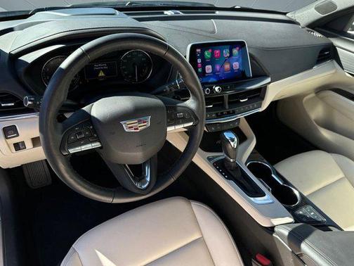 2023 Cadillac CT4 Luxury