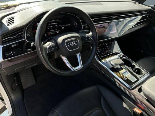 2021 Audi Q7 55 Prestige