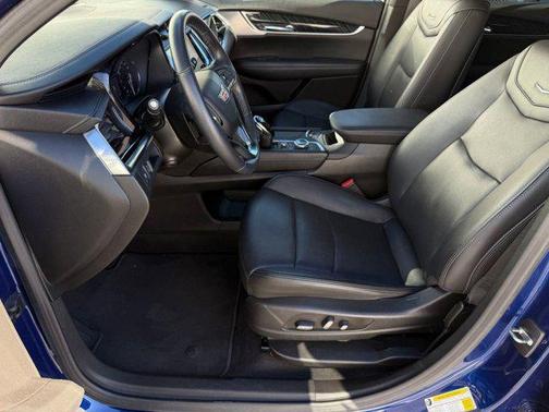 2023 Cadillac XT6 Premium Luxury FWD