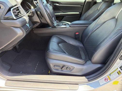 Silver 2018 Toyota Camry XSE