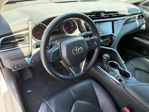 Silver 2018 Toyota Camry XSE