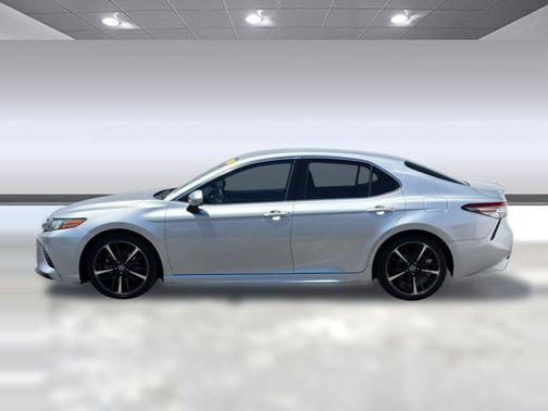 Silver 2018 Toyota Camry XSE