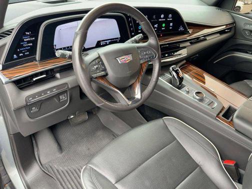 2023 Cadillac Escalade ESV Premium Luxury