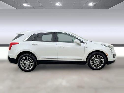 2017 Cadillac XT5 Premium Luxury