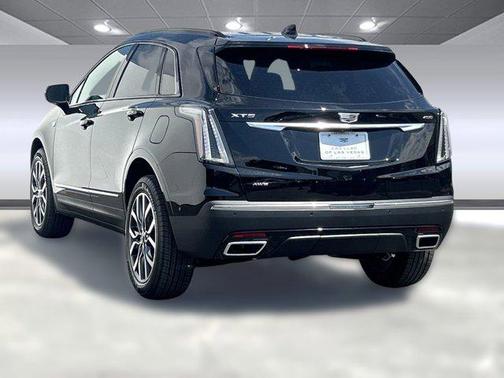 2025 Cadillac XT5 Sport