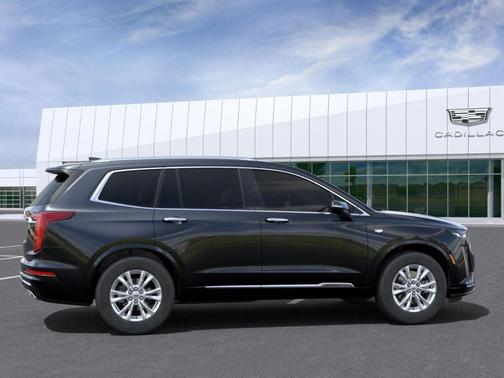 2025 Cadillac XT6 Luxury AWD